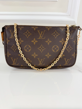 LOUIS VUITTON POCHETTE ACCESSORIES CHAIN CROSSBODY VI1010