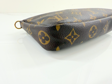 LOUIS VUITTON POCHETTE ACCESSORIES MONO CROSSBODY CA2037