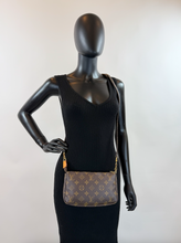 LOUIS VUITTON POCHETTE ACCESSORIES MONO CROSSBODY CA2037