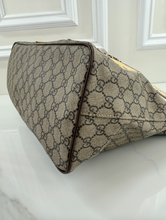 GUCCI GG COURRIER CONVERTIBLE TOTE / CROSSBODY (LARGE) LIMITED EDITION