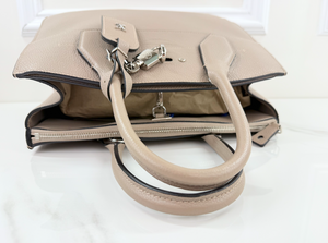 LOUIS VUITTON TAURILLON CITY STEAMER MM GALET