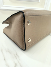 LOUIS VUITTON TAURILLON CITY STEAMER MM GALET