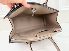 LOUIS VUITTON TAURILLON CITY STEAMER MM GALET