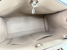 LOUIS VUITTON TAURILLON CITY STEAMER MM GALET