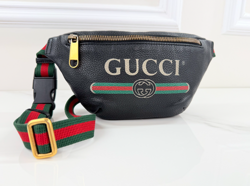 GUCCI SMALL LOGO BELT BAG CALFSKIN