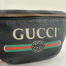 GUCCI SMALL LOGO BELT BAG CALFSKIN