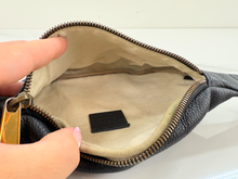 GUCCI SMALL LOGO BELT BAG CALFSKIN