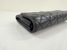 CHANEL QUILTED GUSSET LAMBSKIN FLAP WALLET / WOC (ALL BLACK)