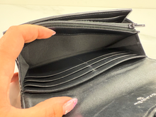 CHANEL QUILTED GUSSET LAMBSKIN FLAP WALLET / WOC (ALL BLACK)