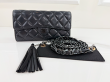 CHANEL QUILTED GUSSET LAMBSKIN FLAP WALLET / WOC (ALL BLACK)