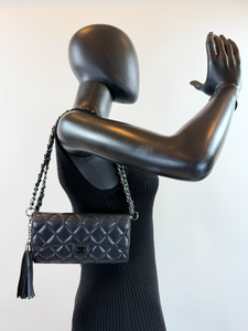 CHANEL QUILTED GUSSET LAMBSKIN FLAP WALLET / WOC (ALL BLACK)