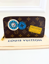 LOUIS VUITTON WALLET ZIPPY "WORLD TOUR" LIMITED EDITION