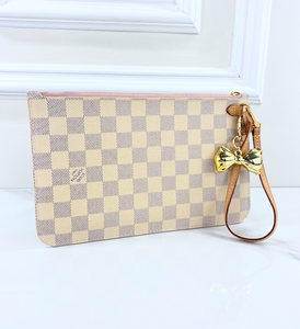 LOUIS VUITTON NEVERFULL POCHETTE CLUTCH MM AZUR (PINK)