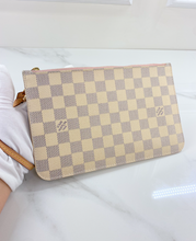 LOUIS VUITTON NEVERFULL POCHETTE CLUTCH MM AZUR (PINK)