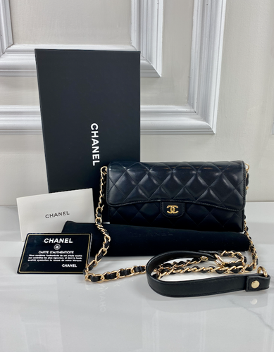 CHANEL QUILTED GUSSET LAMBSKIN FLAP WALLET / WOC (BLACK & GOLD)