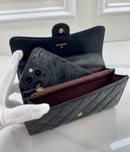 CHANEL QUILTED GUSSET LAMBSKIN FLAP WALLET / WOC (BLACK & GOLD)