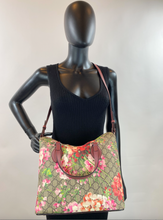 GUCCI BLOOMS LINEA A FOLDOVER TOTE