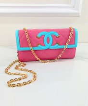 CHANEL CAVIAR QUILTED LARGE FILIGREE GUSSET WALLET / WOC MULTICOLOR