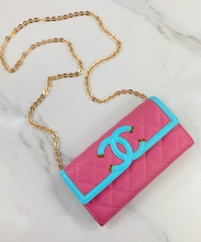 CHANEL CAVIAR QUILTED LARGE FILIGREE GUSSET WALLET / WOC MULTICOLOR
