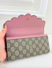 GUCCI GG MINI PEONY PEARLY WALLET / WOC LIMITED EDITION