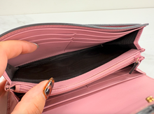 GUCCI GG MINI PEONY PEARLY WALLET / WOC LIMITED EDITION