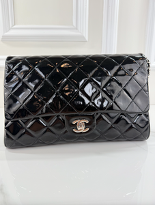 CHANEL PATENT QUILTED CLUTCH WITH CHAIN FLAP