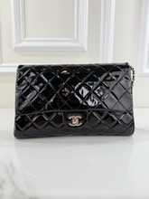 CHANEL PATENT QUILTED CLUTCH WITH CHAIN FLAP