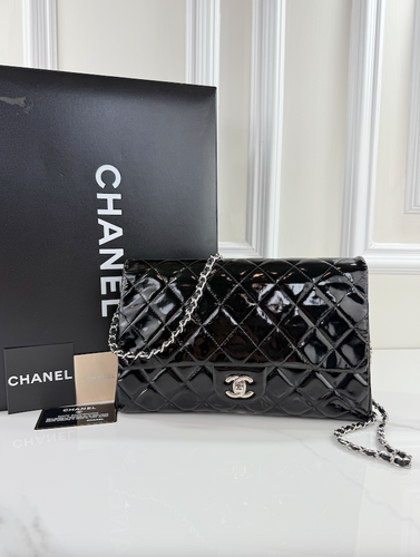 CHANEL PATENT QUILTED CLUTCH WITH CHAIN FLAP