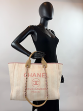 CHANEL STRIPED FIBER LARGE DEAUVILLE TOTE PINK