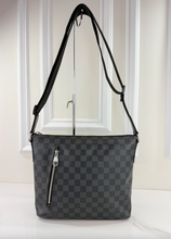 LOUIS VUITTON MICK PM DAMIER GRAPHITE SR0117