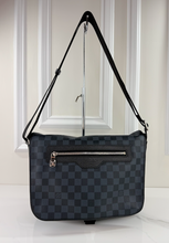 LOUIS VUITTON MATCHPONT MESSENGER COBALT DE