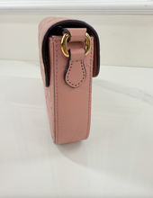 GUCCI GG POCHETTE DEBOSSED CROSSBODY DUSTY ROSE (BRAND NEW)