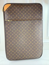 LOUIS VUITTON PEGASE 70 ROLLING LUGGAGE