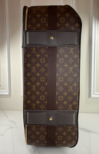 LOUIS VUITTON PEGASE 70 ROLLING LUGGAGE