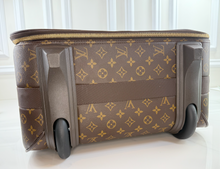 LOUIS VUITTON PEGASE 70 ROLLING LUGGAGE