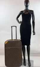 LOUIS VUITTON PEGASE 70 ROLLING LUGGAGE