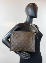 LOUIS VUITTON TOILETRY POUCH 26 TH874