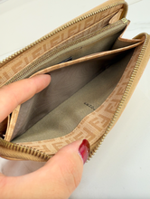 FENDI ZUCCHINO ZIP AROUND WALLET IN BEIGE
