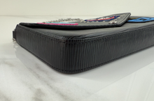 LOUIS VUITTON POCHETTE FELICIE EPI "LV STORIES" LIMITED EDITION