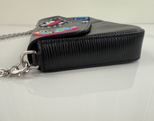 LOUIS VUITTON POCHETTE FELICIE EPI "LV STORIES" LIMITED EDITION