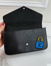 LOUIS VUITTON POCHETTE FELICIE EPI "LV STORIES" LIMITED EDITION