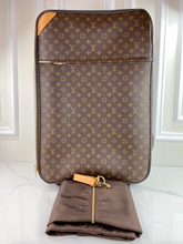 LOUIS VUITTON PEGASE 70 ROLLING LUGGAGE