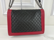 CHANEL QUILTED LARGE BOY FLAP CALFSKIN (BICOLOR BLACK & RED)