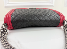 CHANEL QUILTED LARGE BOY FLAP CALFSKIN (BICOLOR BLACK & RED)