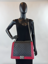 CHANEL QUILTED LARGE BOY FLAP CALFSKIN (BICOLOR BLACK & RED)