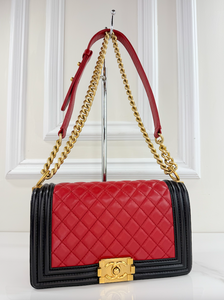 CHANEL QUILTED MEDIUM BOY FLAP LAMBSKIN (BICOLOR BLACK & RED)