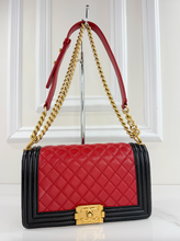 CHANEL QUILTED MEDIUM BOY FLAP LAMBSKIN (BICOLOR BLACK & RED)