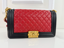 CHANEL QUILTED MEDIUM BOY FLAP LAMBSKIN (BICOLOR BLACK & RED)