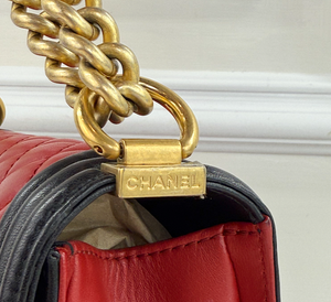 CHANEL QUILTED MEDIUM BOY FLAP LAMBSKIN (BICOLOR BLACK & RED)