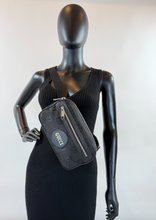 GUCCI NYLON "OFF THE GRID" BELT BAG (BLACK)